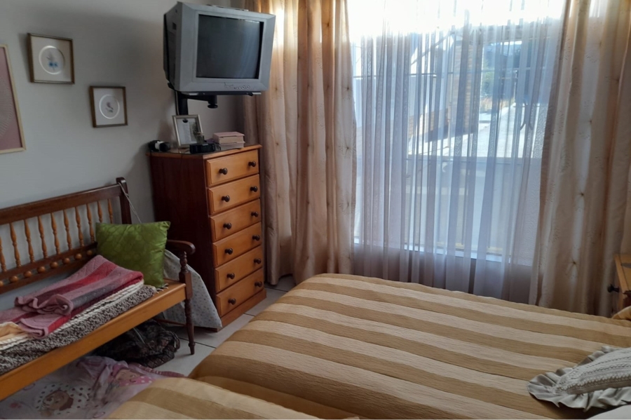 3 Bedroom Property for Sale in Flimieda North West